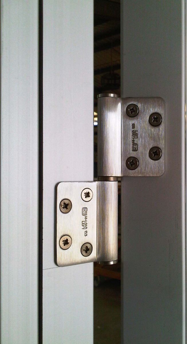 personnel hinge detail